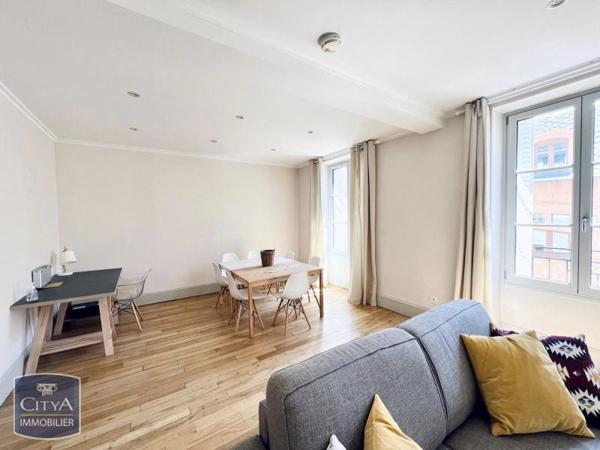 Appartement à louer 4 pièces 101.85m²