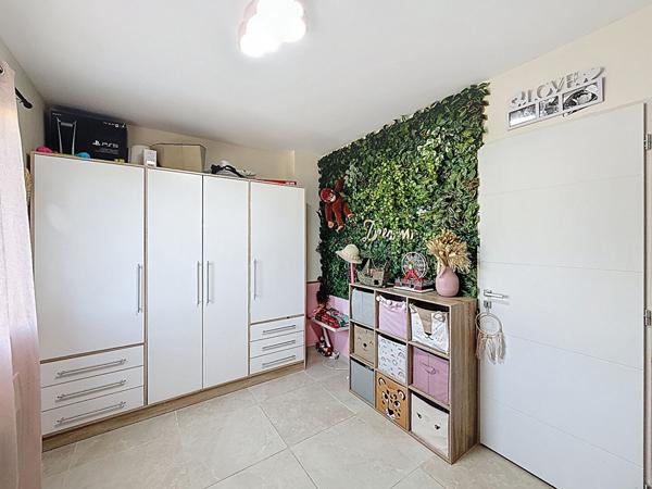 Maison T4 de 80m² dans un secteur calme- Piscine, garage