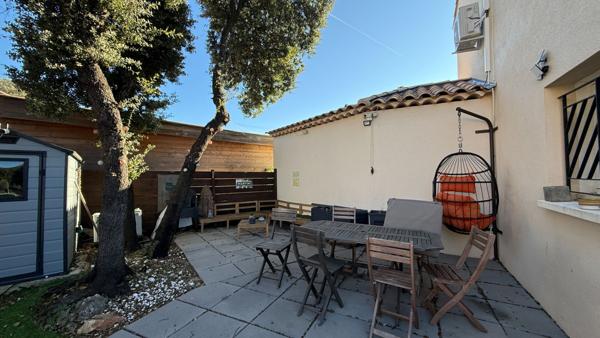 Maison T4 de 80m² dans un secteur calme- Piscine, garage