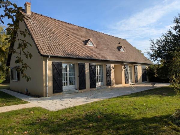 Maison à vendre à Yvré-l'Évêque dans la Sarthe (72530), ref : l800239412