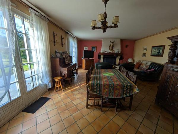 Maison à vendre à Yvré-l'Évêque dans la Sarthe (72530), ref : l800239412