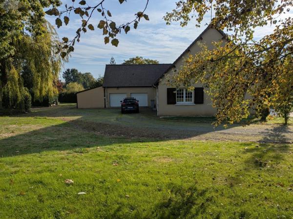 Maison à vendre à Yvré-l'Évêque dans la Sarthe (72530), ref : l800239412