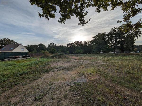 Terrain à Batir à vendre à Changé dans la Sarthe (72560), ref : CHTAB10