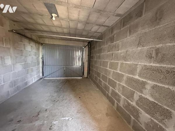 A VENDRE 56 VANNES Est, maison mitoyenne sur jardin sud 239 m²,