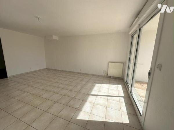 A VENDRE 56 VANNES Est, maison mitoyenne sur jardin sud 239 m²,