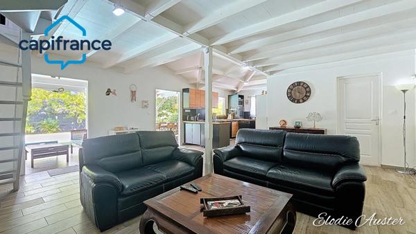 Villa contemporaine T6 avec piscine secteur calme et prisé