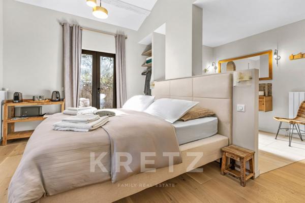 Sainte-Maxime, magnifique villa provençale proche des plages.