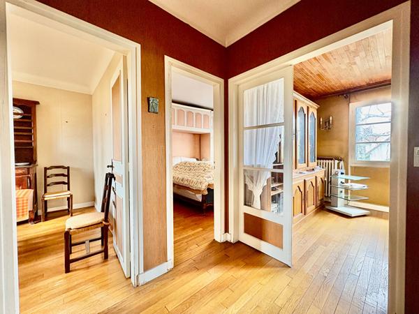 Maison de 155m2 - 6 chambres - Proche RER B