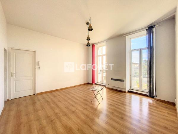 Location appartement Orange - 2 pièce(s) - 50 m² - 604 €/mois