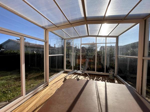 Spacieuse, lumineuse, confortable et bien située !