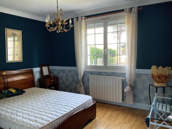 Spacieuse, lumineuse, confortable et bien située !