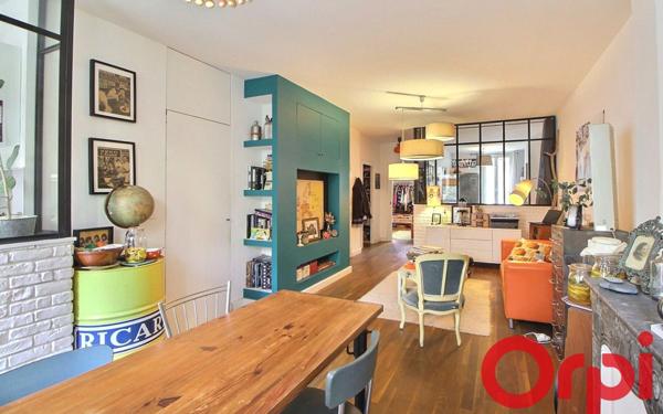 Appartement à vendre    3 pièces • 65,55 m2 Marseille 1