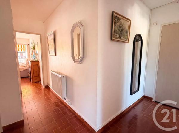 Appartement F3 à vendre  3 pièces - 57 m 2   LE GRAU DU ROI  - 30