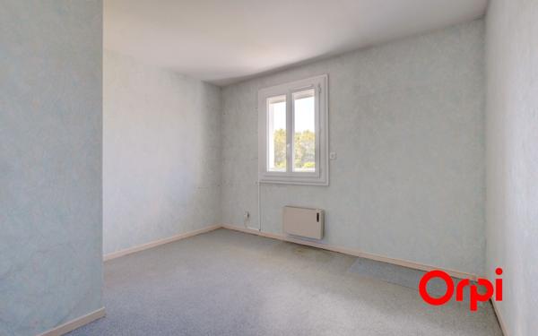 Maison à vendre    4 pièces •  Saint-Genis-Laval