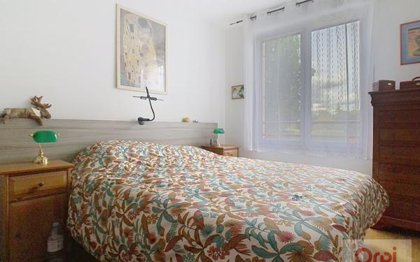 Appartement à vendre    3 pièces • 77,69 m2 Issy-les-Moulineaux