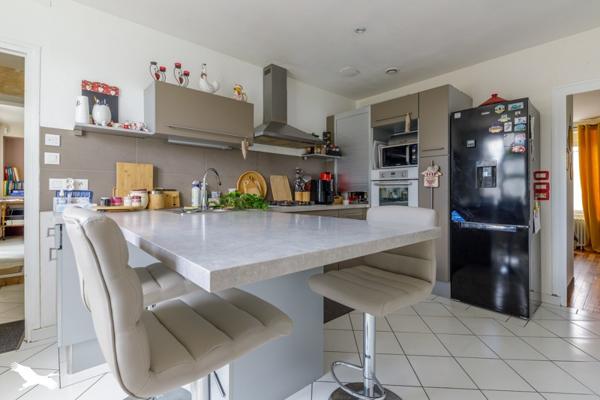 Maison à vendre |  Déols |  5 pièces | 199 m²