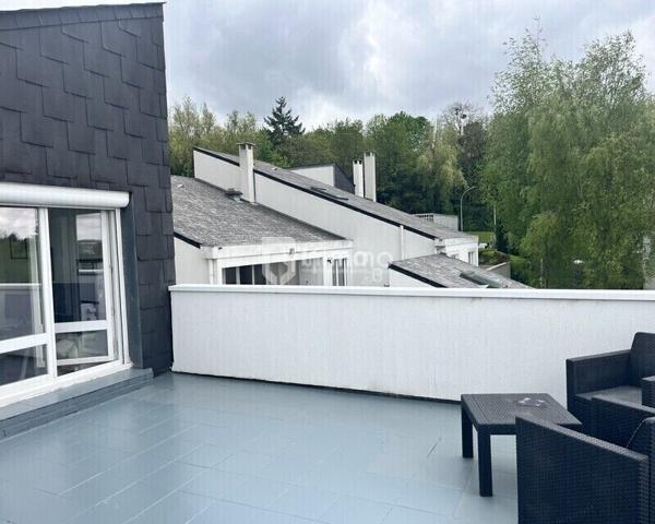Duplex 5 pieces vues dégagées au calme