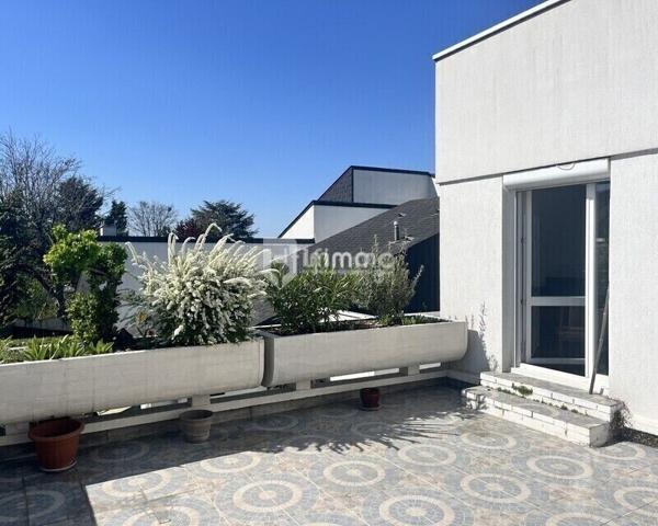 Duplex 5 pieces vues dégagées au calme