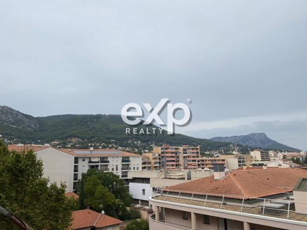 En eXclusivité / Appartement traversent / T4 -93 m² - Balcon - Garage / Quartier Saint-Jean-Du-Var