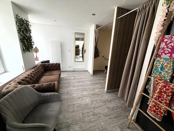 Immeuble à vendre 170m² Guînes (62340)