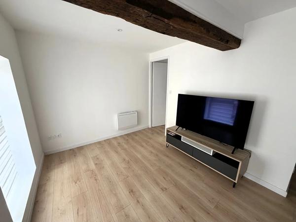Immeuble à vendre 170m² Guînes (62340)