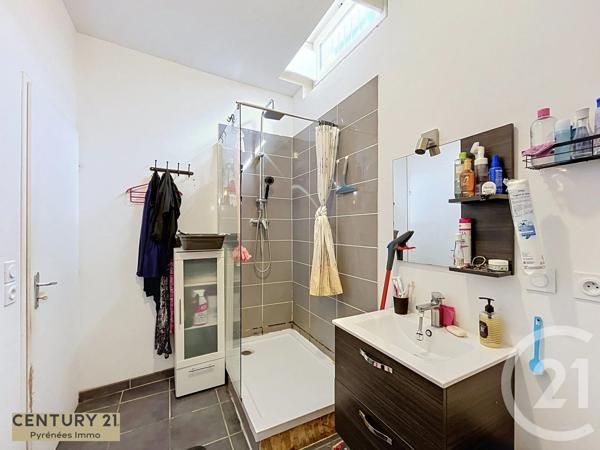Immeuble à vendre  560,70 m 2   ST GAUDENS  - 31