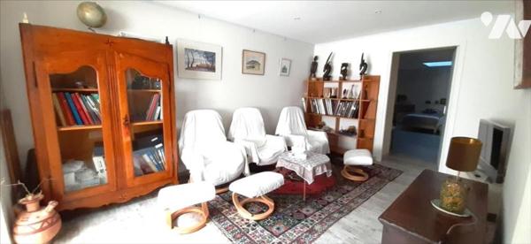 MAISON EQUEURDREVILLE CENTRE 4 CHAMBRES + COUR