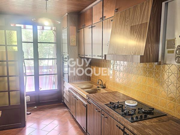 A VENDRE  PAVILLON 4 pièce(s) 80 m2 AVEC GARAGE, JARDIN ET CAVE AU PARC DES AMANDIERS 13170 LES PENNES MIRABEAU