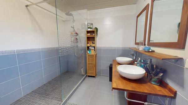 Plaisance Du Touch Maison T4 de 110 m2 avec garage jardin et piscine