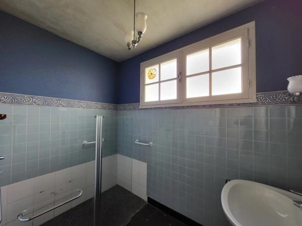 BELLE MAISON A RENOVER ! 4 chambres, quartier proche écoles