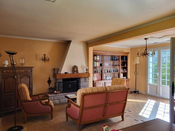 BELLE MAISON A RENOVER ! 4 chambres, quartier proche écoles