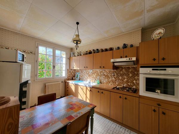 BELLE MAISON A RENOVER ! 4 chambres, quartier proche écoles