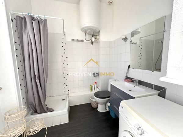 Salon-de-Provence (13300) Immeuble de rapport – Hyper Centre Salon – 3 lots