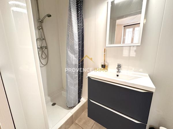 Salon-de-Provence (13300) Immeuble de rapport – Hyper Centre Salon – 3 lots