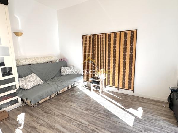 Salon-de-Provence (13300) Immeuble de rapport – Hyper Centre Salon – 3 lots