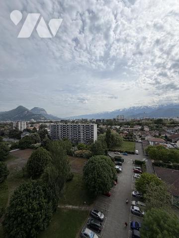 SEYSSINS : Avenue de Grenoble