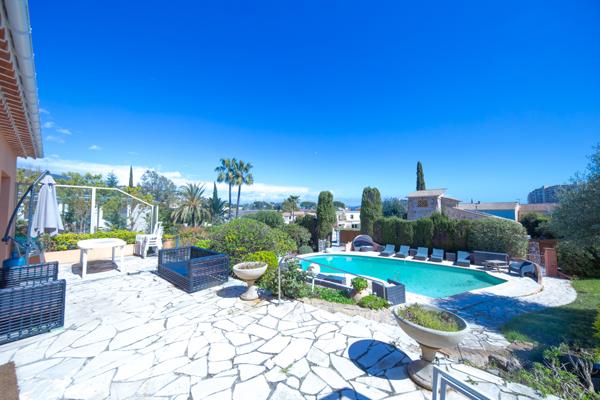 Villa Mandelieu La Napoule 5 pièces quartier recherché
