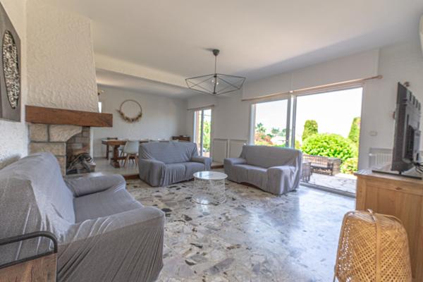 Villa Mandelieu La Napoule 5 pièces quartier recherché