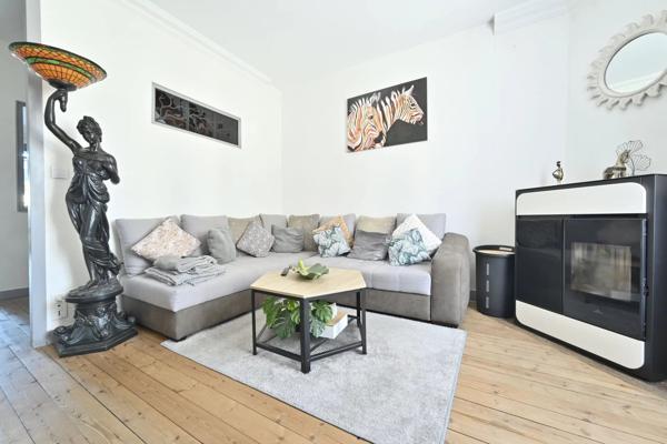 Maison de ville avec Véranda, terrasse, jardin à SAINTES (17)