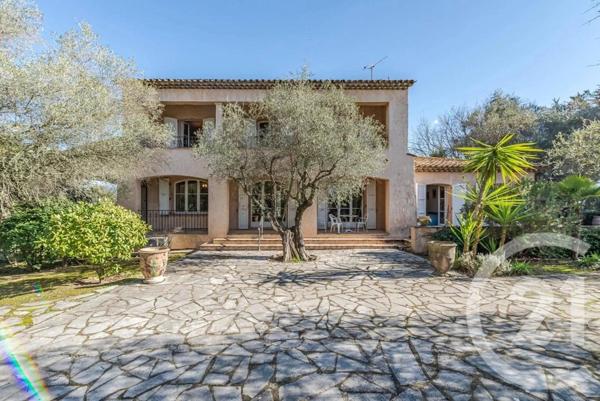 Maison à vendre  7 pièces - 390 m2 MOUGINS - 06