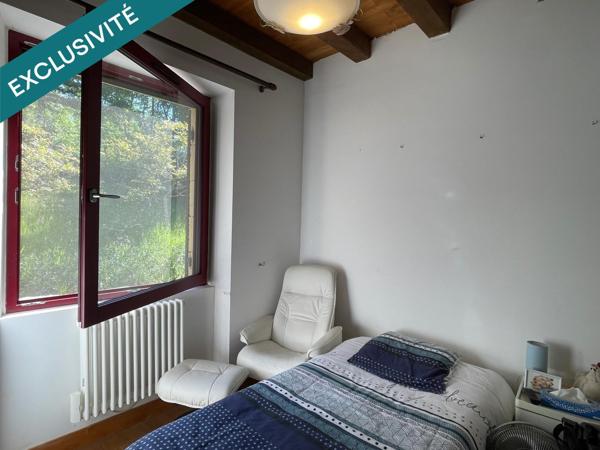 Maison avec piscine à environ 25 km de Sarlat