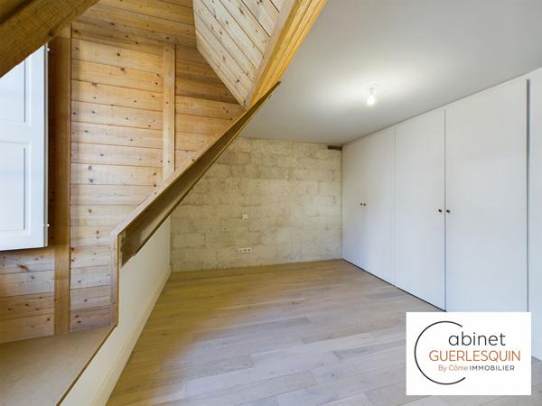 Location appartement 4 pièce(s) 94 m²
