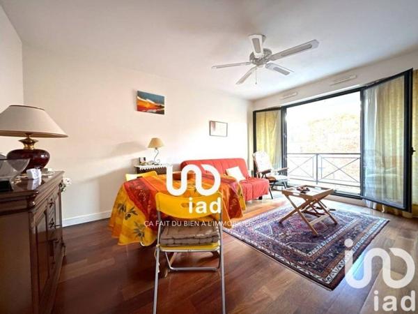 Appartement 2 pièces de 45 m² à Chatou (78400)