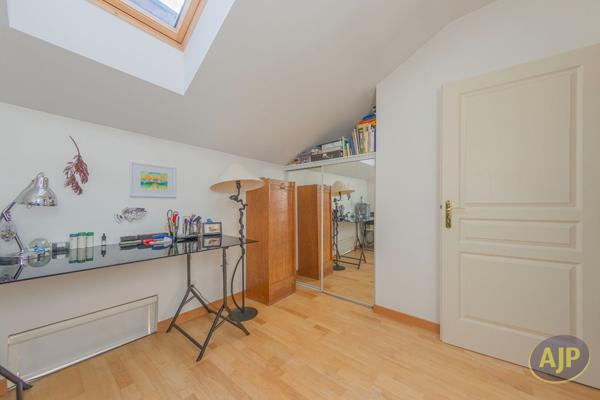 Appartement à vendre Bordeaux - 3 pièces, 58m² avec 2 chambre(s) à 279 900€ - AJP Immobilier Bordeaux Chartrons