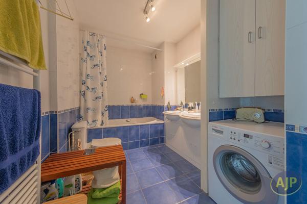 Appartement à vendre Bordeaux - 3 pièces, 58m² avec 2 chambre(s) à 279 900€ - AJP Immobilier Bordeaux Chartrons