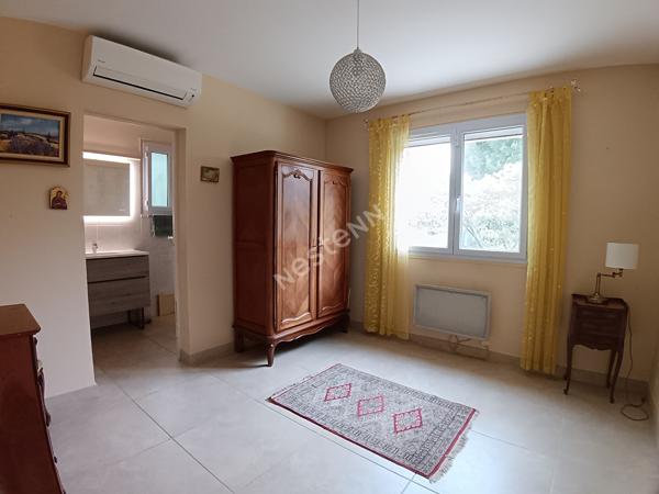Six-fours le Brusc Maison T6 d'environ 150 m² sur terrain plat de 1503 m²