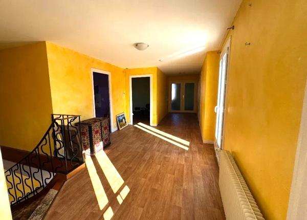 Maison 7 pièces - 252 m² Exclusivité