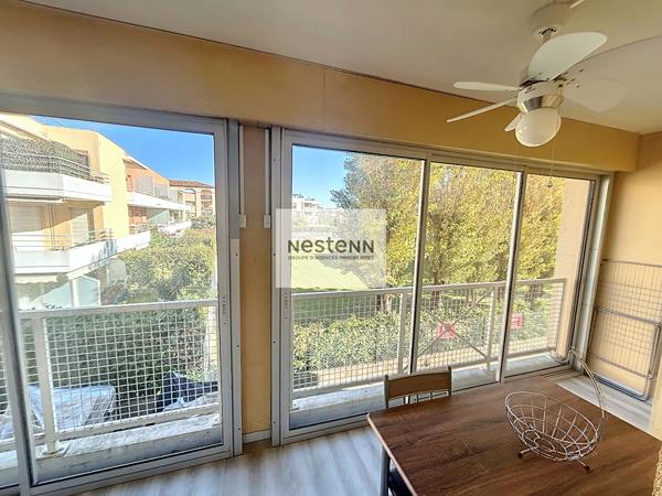 FREJUS  STUDIO meublé , LOGGIA, PARKING