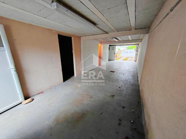 MAISON A VENDRE T5 ? MONDOUBLEAU ? GRADE PAV, 3+1 CHBS, GARAGE, TERRAIN CLOS