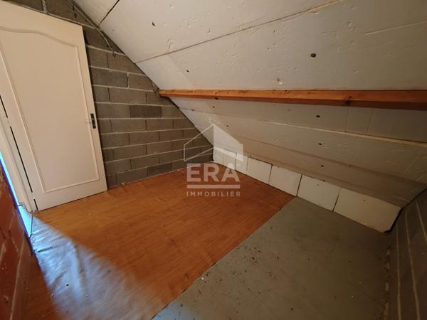 MAISON A VENDRE T5 ? MONDOUBLEAU ? GRADE PAV, 3+1 CHBS, GARAGE, TERRAIN CLOS